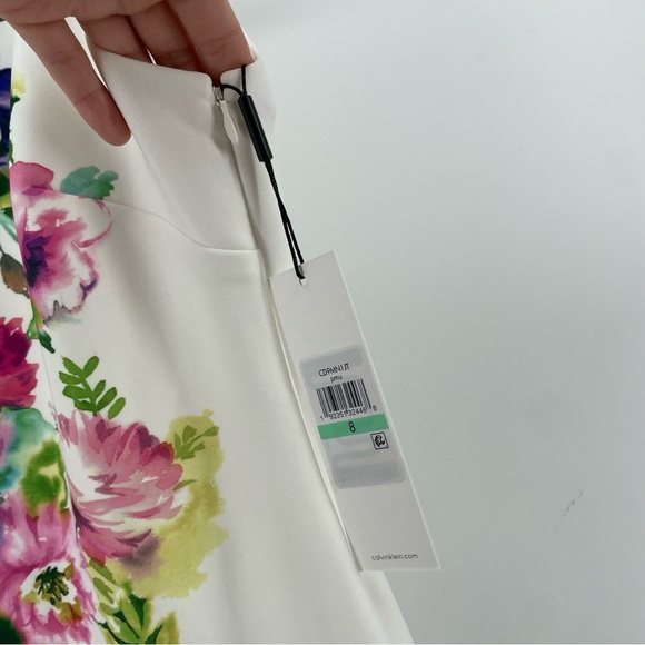 NEW Calvin Klein Sheath Dress White Floral Sleeveless 8 - Picture 6 of 12